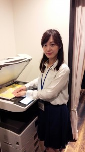 樋野、コピー機前
